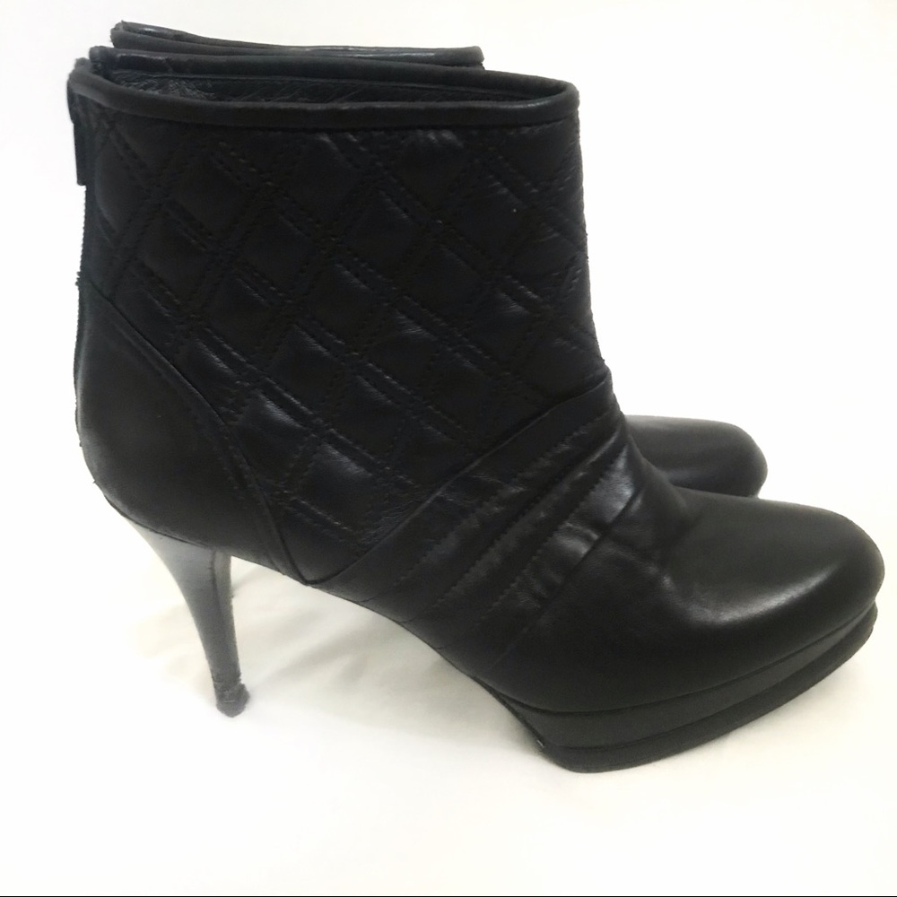 Authentic Stuart Weitzman - image 3